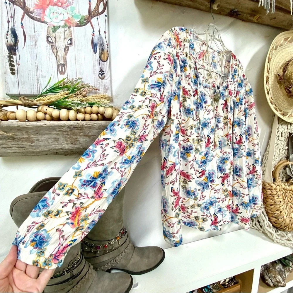 Sweet prairie floral boho blouse w cottage core/folk/peasant vibe - Picture 5 of 12